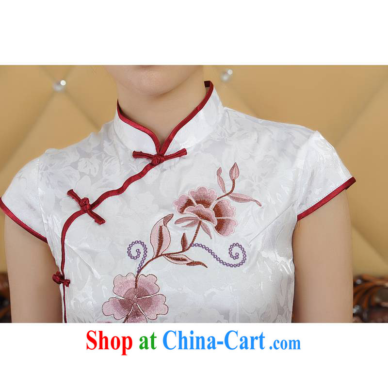 ADDIS ABABA, Ms Elsie Leung's new summer, new products, exquisite embroidery silk retro short-sleeved dresses cheongsam black-and-white two-color Q 26,688 white XXL, poetry D (BesoVand), online shopping
