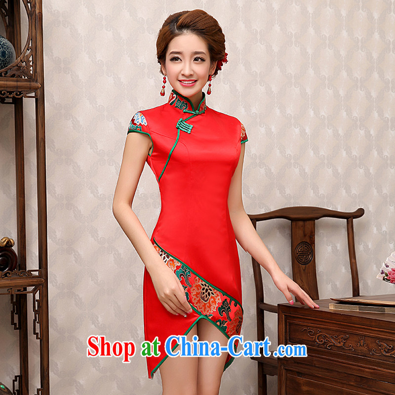 There is embroidery marriages, short cheongsam Chinese improved bridal dresses stylish wedding summer dresses S Suzhou Shipment. It is absolutely not a bride, shopping on the Internet
