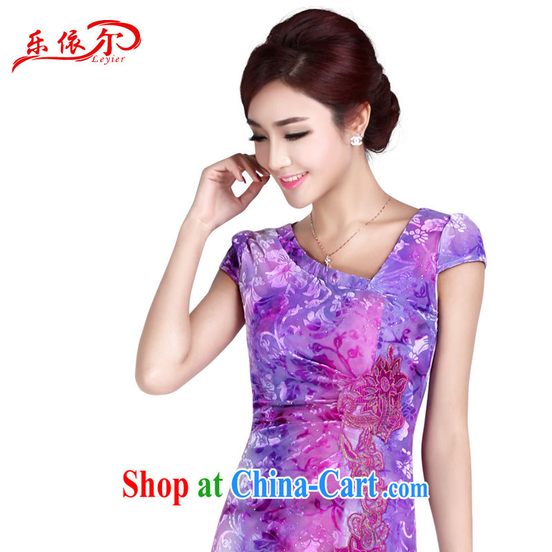 And, according to summer short-sleeved embroidered cheongsam dress girl short, elegant ladies BEAUTY package and cheongsam dress counters are blue M
