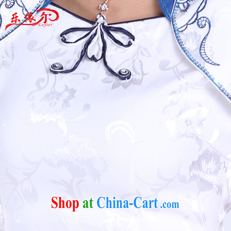 And, in accordance with antique improved cheongsam dress short, cultivating the buckle embroidered classic summer day qipao dresses female white XL, and, in accordance with (leyier), and, on-line shopping