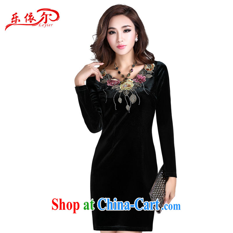 And, in accordance with autumn new wool long-sleeved dresses retro embroidered cheongsam dress improved stylish beauty skirt black XL