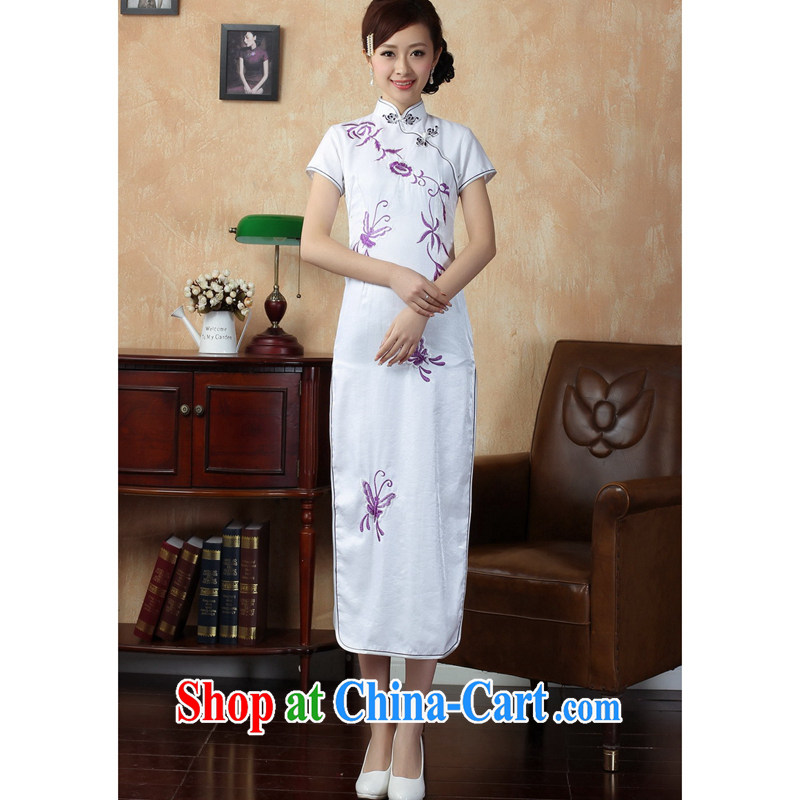 Take the 2014 new summer clothes cheongsam Chinese damask embroidery, for a tight short-sleeved long cheongsam C 0005 - B white 2XL