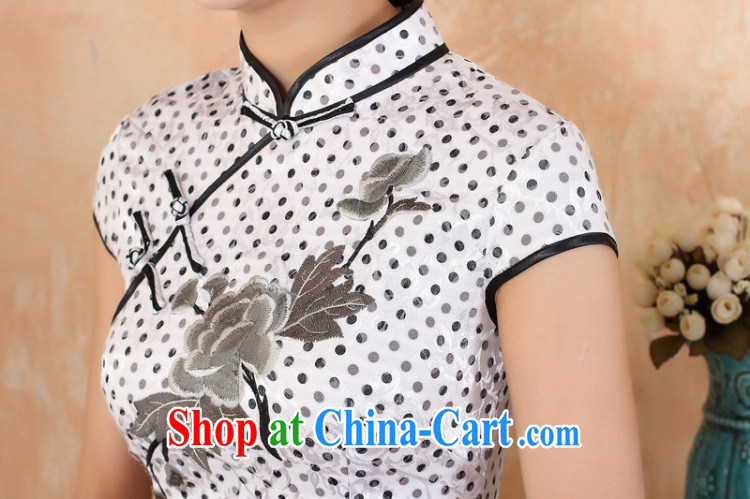 Take the new summer stylish Chinese improved elegance elegant embroidered cotton, for a tight female short cheongsam white L pictures, price, brand platters! Elections are good character, the national distribution, so why buy now enjoy more preferential! Health