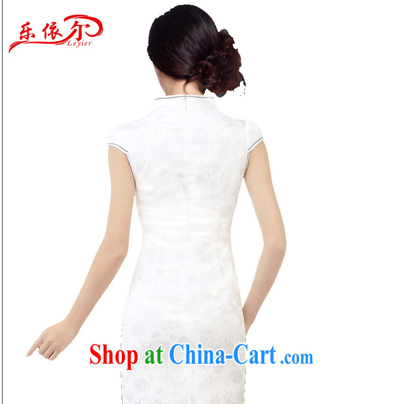 And, according to Ms. summer outfit Hearts embroidered cultivating improved short-sleeve dresses retro landscape girl cheongsam dress LYE 1301 white XL, in accordance with (leyier), online shopping