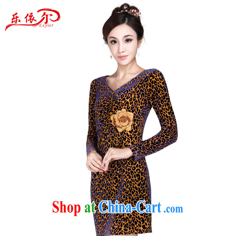 And, according to Mr Ronald ARCULLI new female long-sleeved velvet cheongsam dress Chinese Antique embroidered cheongsam dress LYE 1349 Leopard XXL