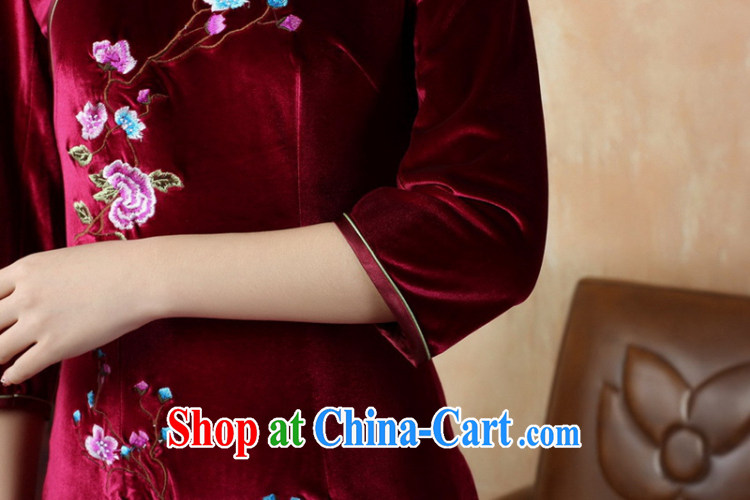 In accordance with the conditions and l stretch the silk embroidered cuff in Sau San Tong replace short cheongsam LGD/TD 0010 #purple L pictures, price, brand platters! Elections are good character, the national distribution, so why buy now enjoy more preferential! Health