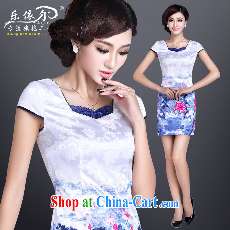And, in accordance with modern beauty graphics thin hand-painted cheongsam dress retro elegant sense of improved short cheongsam white XXL, in accordance with (leyier), online shopping