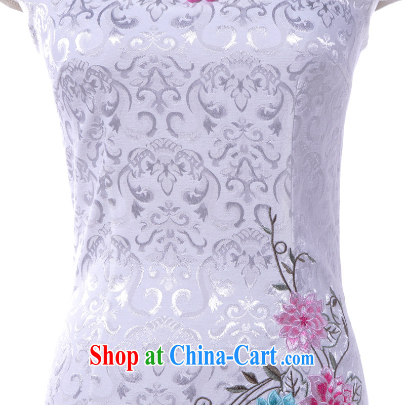Autumn 2014 the new retro embroidery black robes, dresses daily fashion short skirts package mail white XL, Oriental and nobles, and shopping on the Internet