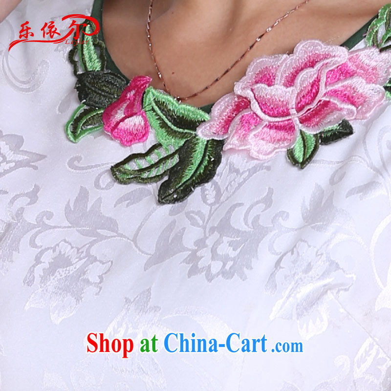 And, according to summer dress cheongsam elegant embroidered dresses cheongsam dress Women Fashion sexy retro beauty, long dresses LYE 1401 white M, in accordance with (leyier), and, on-line shopping