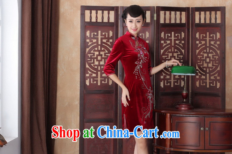 Take the robes fall with high-end custom manually staple mother Pearl cheongsam dress, collar retro gold velour cheongsam short noble purple 2 XL pictures, price, brand platters! Elections are good character, the national distribution, so why buy now enjoy more preferential! Health
