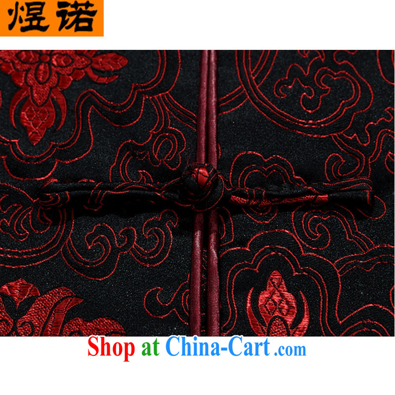Become familiar with the older persons' winter clothing quilted coat embroidered warm middle-aged and older women wear winter clothes cotton clothing mom with winter clothing parka brigades