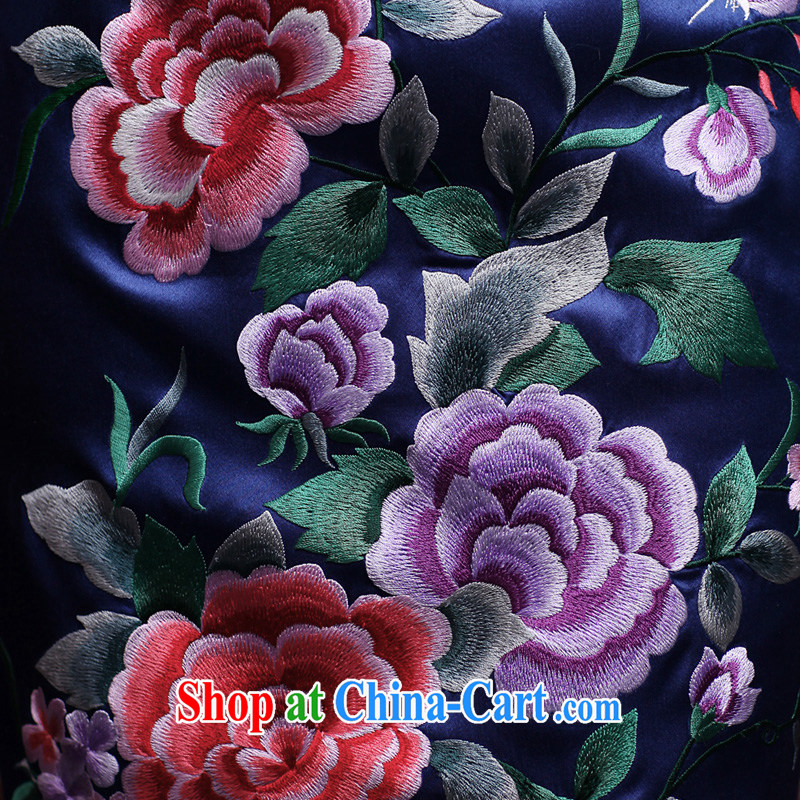 Birds love it's 2015 spring new short-sleeved hand embroidery and heavy Silk Cheongsam QD 444 figure XL, birds love, shopping on the Internet