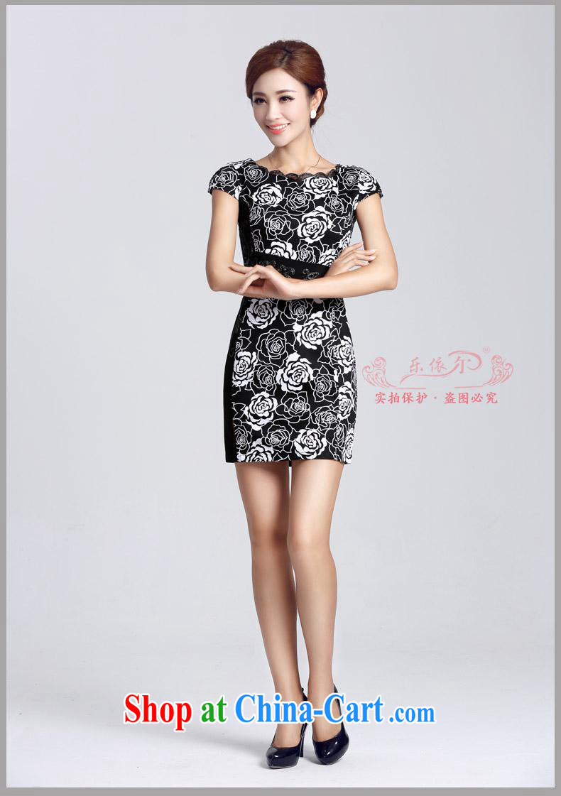 And, according to 2015 new retro girl cheongsam-fork daily improved short embroidery cheongsam dress spring female black XXL pictures, price, brand platters! Elections are good character, the national distribution, so why buy now enjoy more preferential! Health