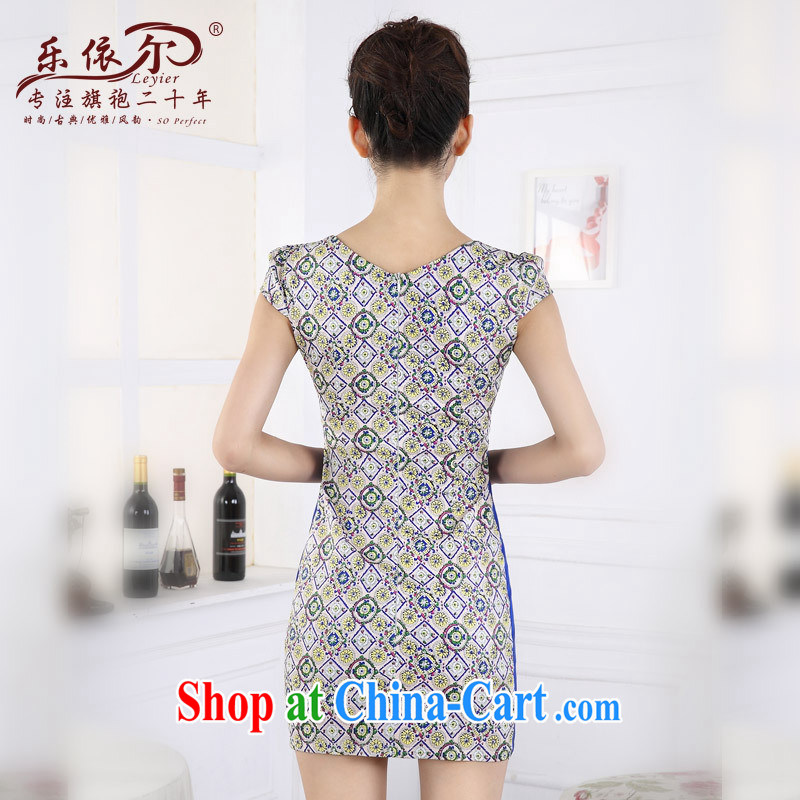 And, in accordance with antique Ethnic Wind girl cheongsam improved embroidery take short cheongsam dress classic lady graphics thin spring XXL suit, for health concerns (Rvie .), and, on-line shopping
