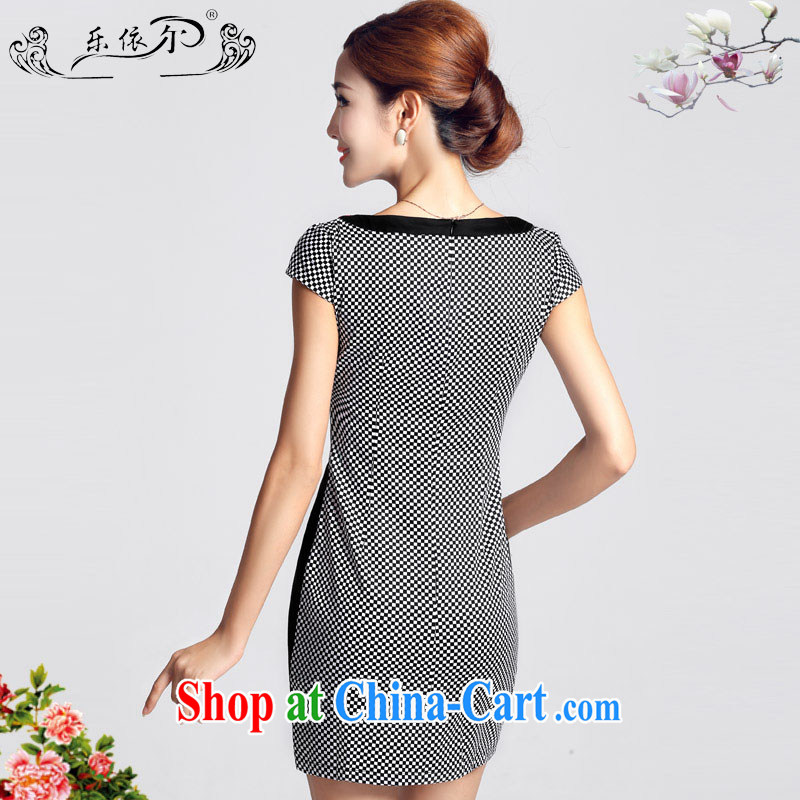And, in accordance with 2015 spring new short-sleeved girl cheongsam improved embroidery flowers daily cultivating short cheongsam dress female LYE 66,607 grid color XXL, in accordance with (leyier), online shopping