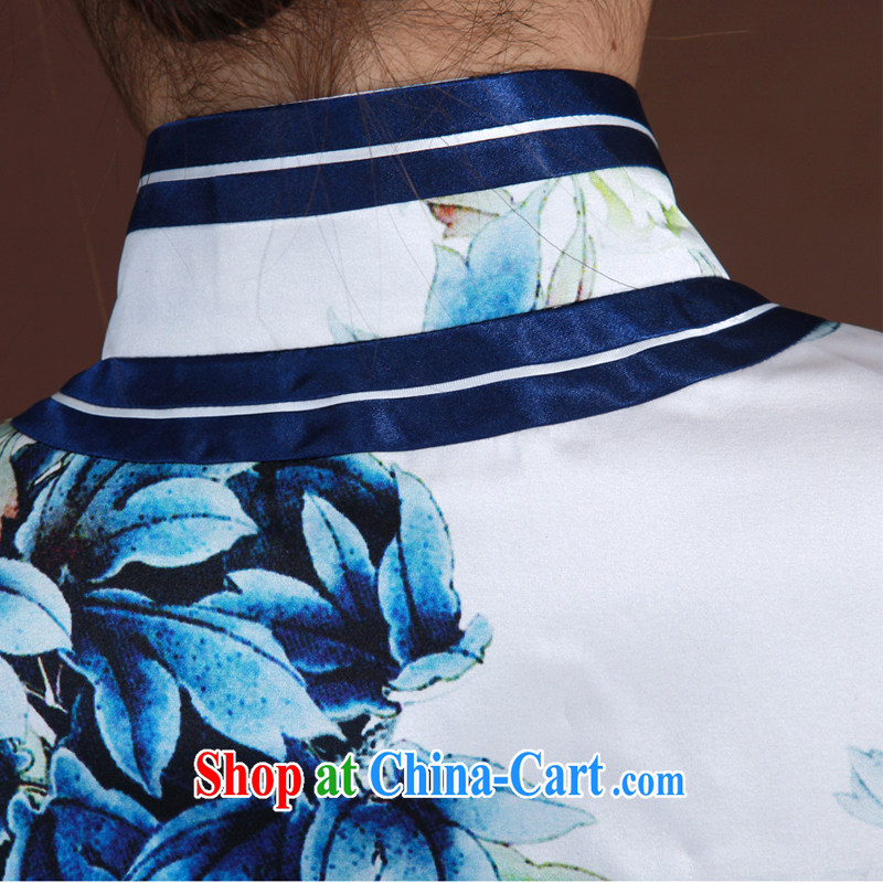 once and for all, blue and white porcelain China wind dress high-end traditional manual cheongsam silk high quality poster long qipao Cheong Wa Dae and white porcelain L 15 Day Shipping, once and for all (EFU), and, on-line shopping