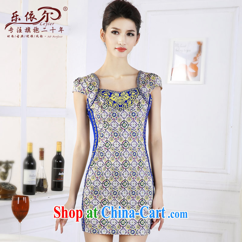 And, in accordance with antique Ethnic Wind girl cheongsam improved embroidery take short cheongsam dress classic lady graphics thin spring S suit, and, in accordance with (leyier), online shopping