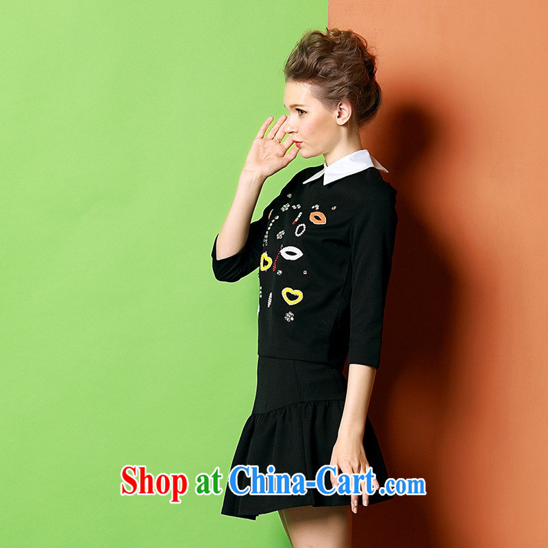 Peregrine fine autumn store new embroidery, the pearl lapel shirt + cultivating large skirts female Two-piece G 137 black L, GENYARD, shopping on the Internet