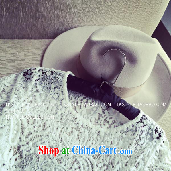 September 2015 fashion spring new Korean version required solid-lace op black are code pictures, price, brand platters! Elections are good character, the national distribution, so why buy now enjoy more preferential! Health