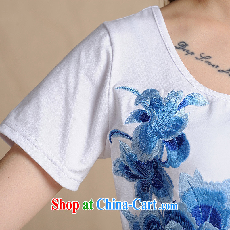 Black butterfly women summer 2015 New National wind blue and white porcelain embroidered short-sleeved cotton shirt T female A 200 white 2XL, A . J . BB, shopping on the Internet