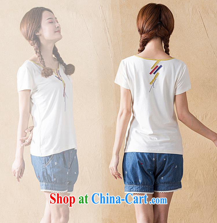 Black butterfly Ethnic Wind 2015 new embroidered beauty graphics thin cotton short-sleeved T-shirt girl V collar stitching blouses white XL pictures, price, brand platters! Elections are good character, the national distribution, so why buy now enjoy more preferential! Health