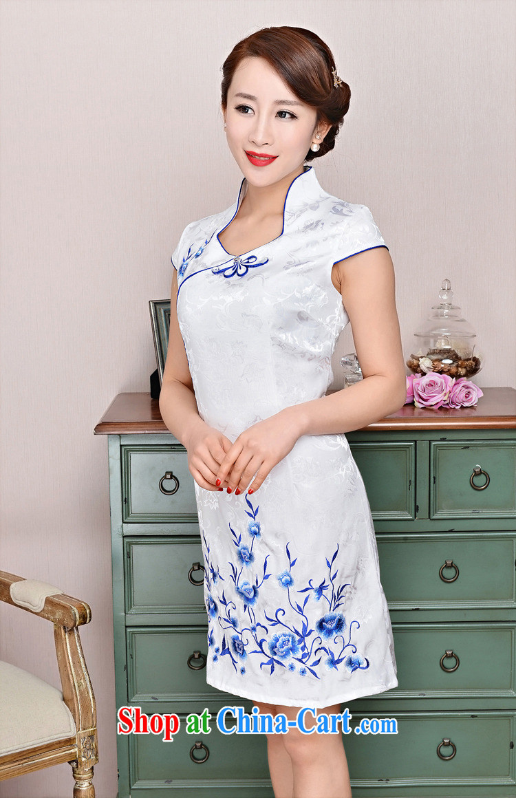 cheongsam dress 2015 New Spring, Summer girl short, cultivating jacquard ice silk and cotton Stylish retro flower sleeveless dresses 1583 white, small flowers XXL pictures, price, brand platters! Elections are good character, the national distribution, so why buy now enjoy more preferential! Health