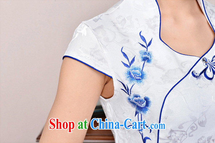 Summer 2015 new, improved daily retro dresses beauty graphics thin, fashionable emulation Silk Cheongsam dress 1581 red collar, peony flowers deep red XXL pictures, price, brand platters! Elections are good character, the national distribution, so why buy now enjoy more preferential! Health
