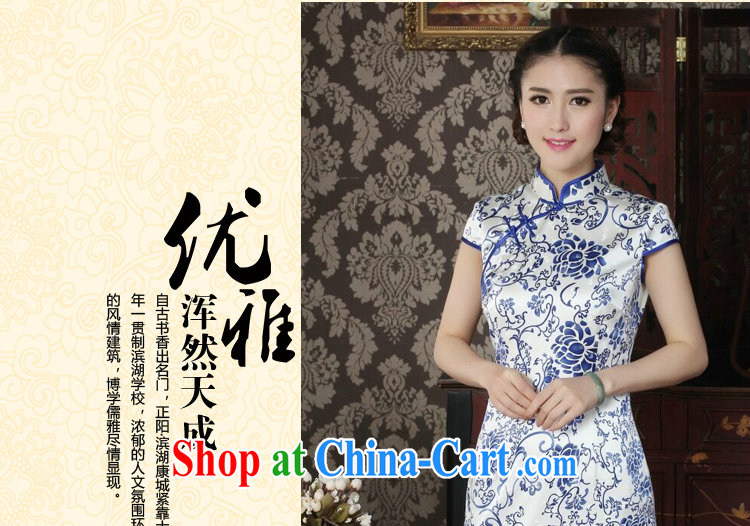 Take the silk cheongsam dress summer Chinese qipao, for daily banquet antique porcelain was sauna Silk Cheongsam blue and white porcelain 2 XL pictures, price, brand platters! Elections are good character, the national distribution, so why buy now enjoy more preferential! Health