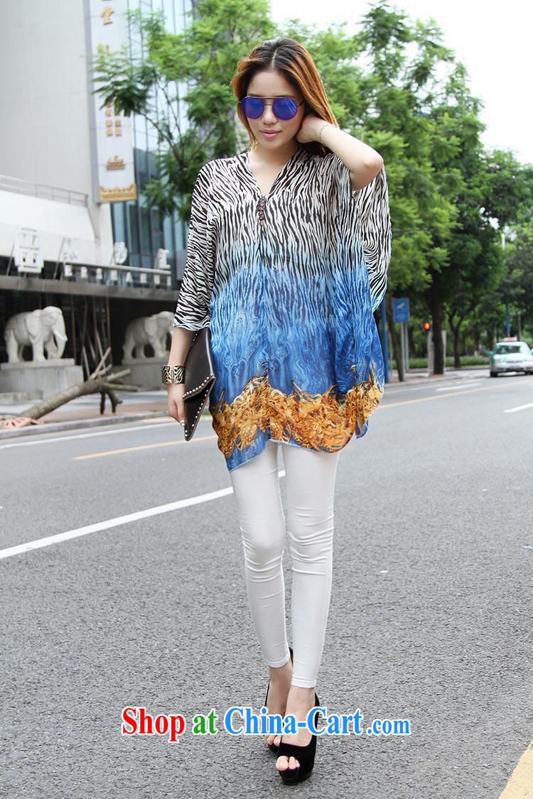 Qin Qing store real-time a pregnant women - New V collar styling suits the code snow woven T-shirt large blue code XL pictures, price, brand platters! Elections are good character, the national distribution, so why buy now enjoy more preferential! Health