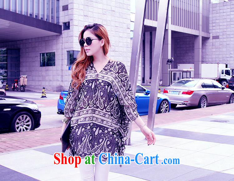 Qin Qing store real-time a pregnant women - New V collar styling suits the code snow woven T-shirt dark blue large code XL pictures, price, brand platters! Elections are good character, the national distribution, so why buy now enjoy more preferential! Health