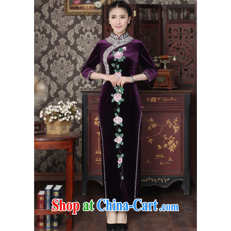 Take the female cheongsam Chinese wool manually the pearl elegant qipao Chinese improved embroidered banquet dresses long dresses purple 3XL