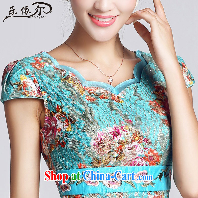 And, in accordance with classical lady dresses retro embroidery flowers daily short cheongsam dress LYE 33,306 green XXL, in accordance with (leyier), online shopping