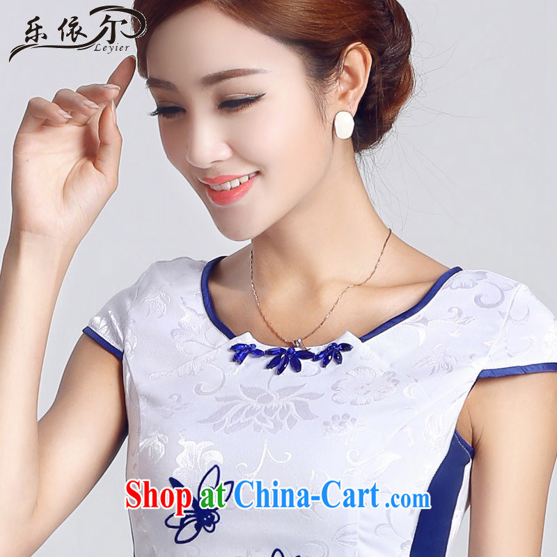 And, in accordance with female qipao improved lady short cheongsam dress elegant classic daily LYE 33,302 white XXL, in accordance with (leyier), online shopping