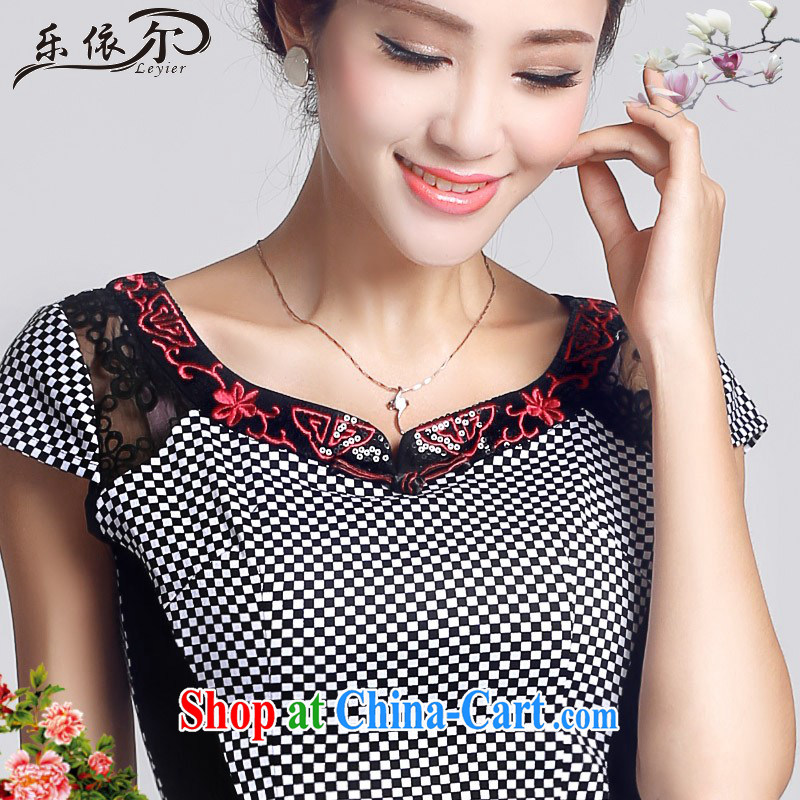 And, in accordance with short-sleeved girl cheongsam improved embroidery flowers daily cultivating short cheongsam dress female LYE 66,607 grid color XXL, in accordance with (leyier), and, on-line shopping
