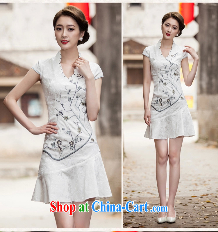 VAGANTZAR 2015 summer new female short-sleeved V collar embroidered Phillips nails Pearl crowsfoot with embroidery short cheongsam girls Q 1123 red XL pictures, price, brand platters! Elections are good character, the national distribution, so why buy now enjoy more preferential! Health