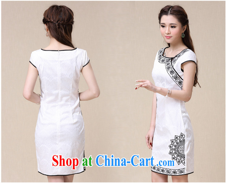 Badminton World spring and summer with National wind female elegant embroidery, cheongsam dress FC R 3072 8963 white are code pictures, price, brand platters! Elections are good character, the national distribution, so why buy now enjoy more preferential! Health