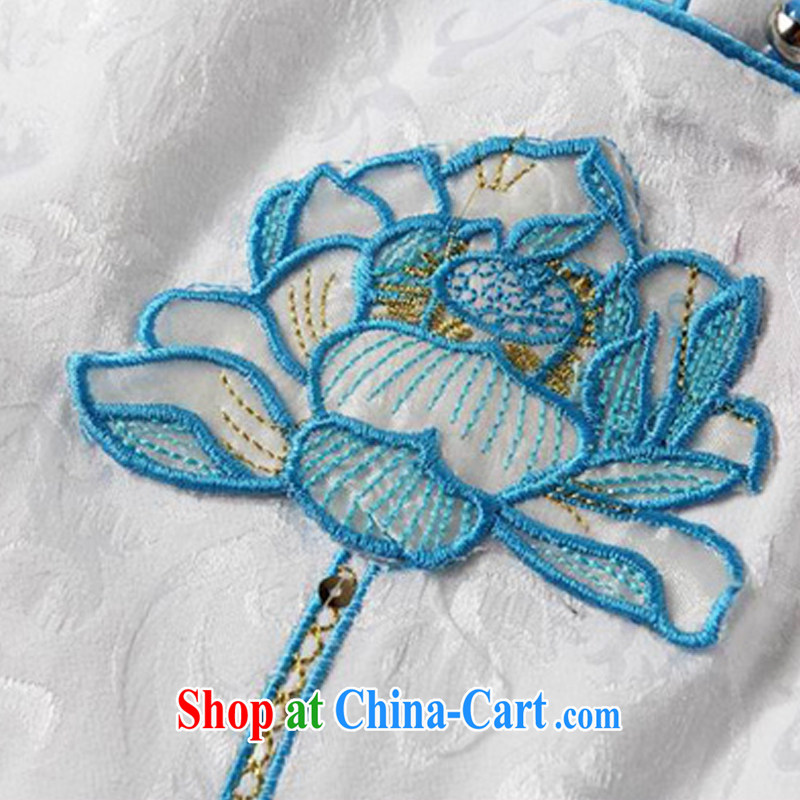 light at the Lady aura V for cultivating dresses retro improved fashion cheongsam dress embroidered Lotus dresses AQE 658 blue XXL, light (at the end) QM, shopping on the Internet