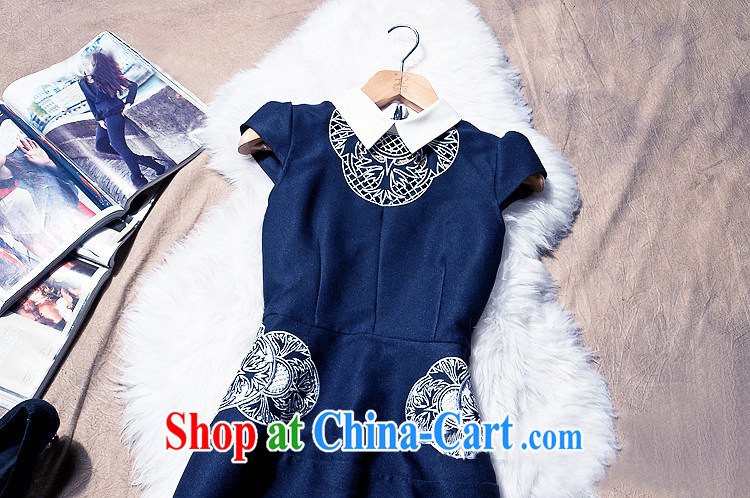 Colorful Flowers 2015 - Autumn and the new European high-end atmosphere retro elegant lapel improved cheongsam female-yi skirt 9052 blue XL pictures, price, brand platters! Elections are good character, the national distribution, so why buy now enjoy more preferential! Health
