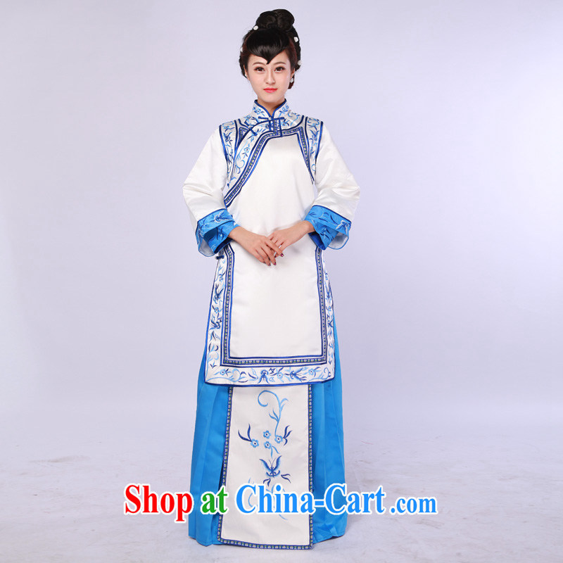 New television drama ancient Qing Dynasty female costumed pictures show service definition with costumed Princess flag with blue and white porcelain are code