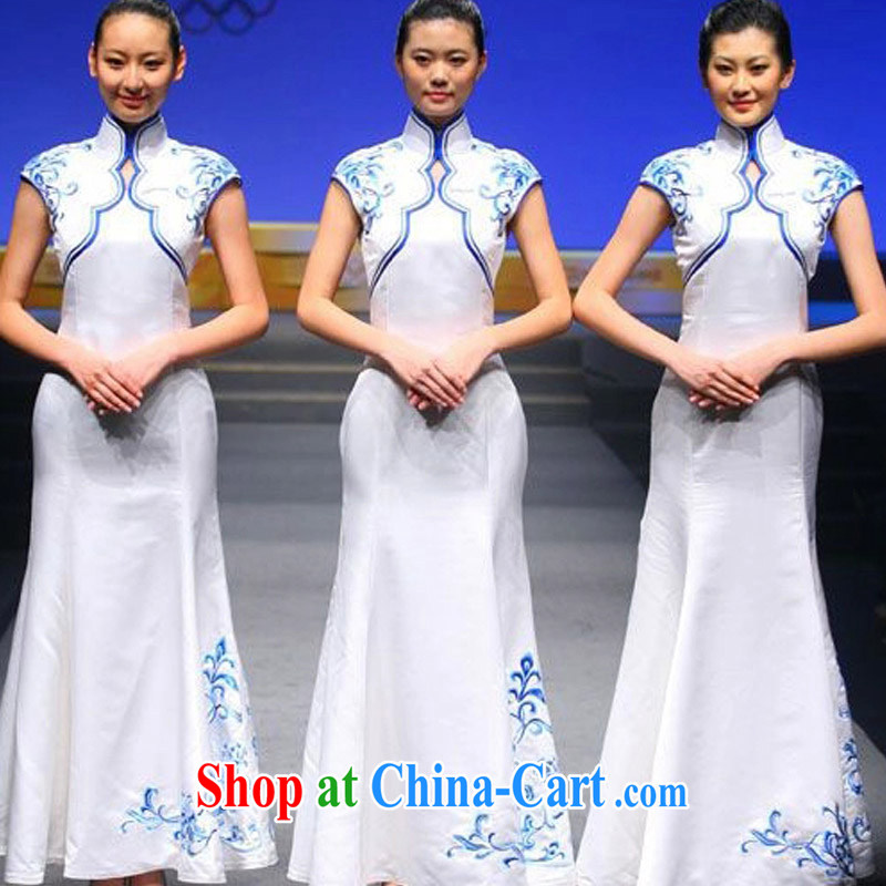 married love etiquette blue and white porcelain cheongsam awards ceremonial dress uniform performance stage costumes white XL family love, shopping on the Internet