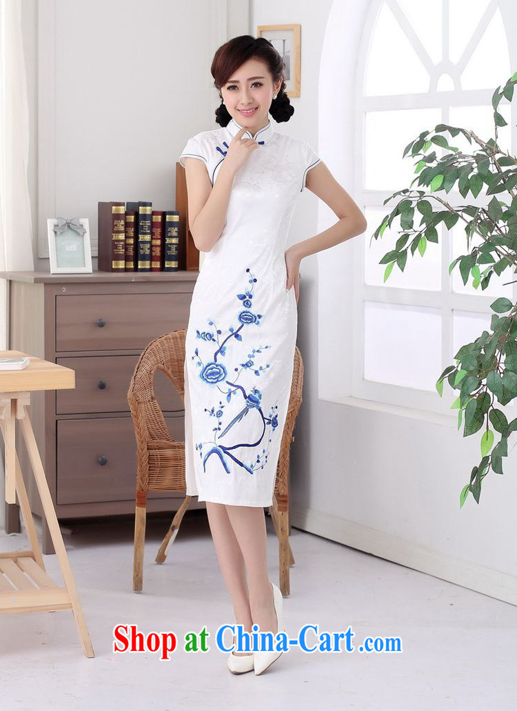 According to the conditions in summer and stylish new ladies retro Ethnic Wind up for a tight cultivating short-sleeved Chinese qipao dress LGD/C #0011 white 2XL pictures, price, brand platters! Elections are good character, the national distribution, so why buy now enjoy more preferential! Health